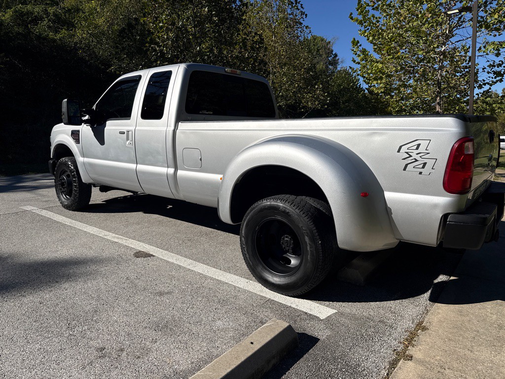 2008 Ford F-350 Image 6
