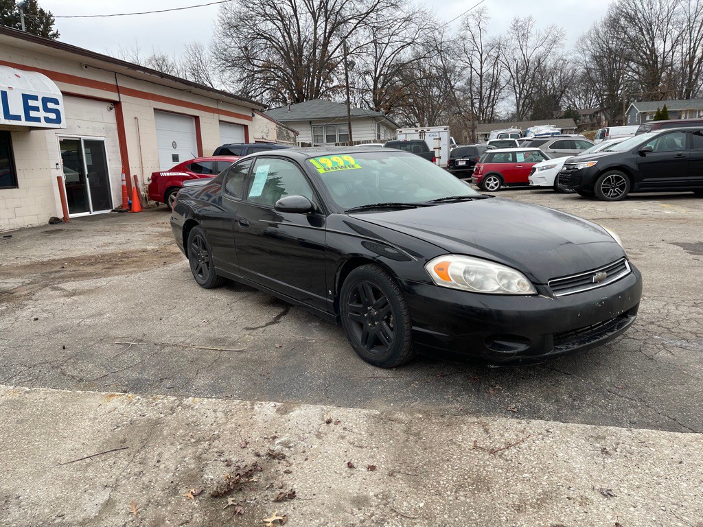 2007 Chevrolet Monte Carlo Image 8