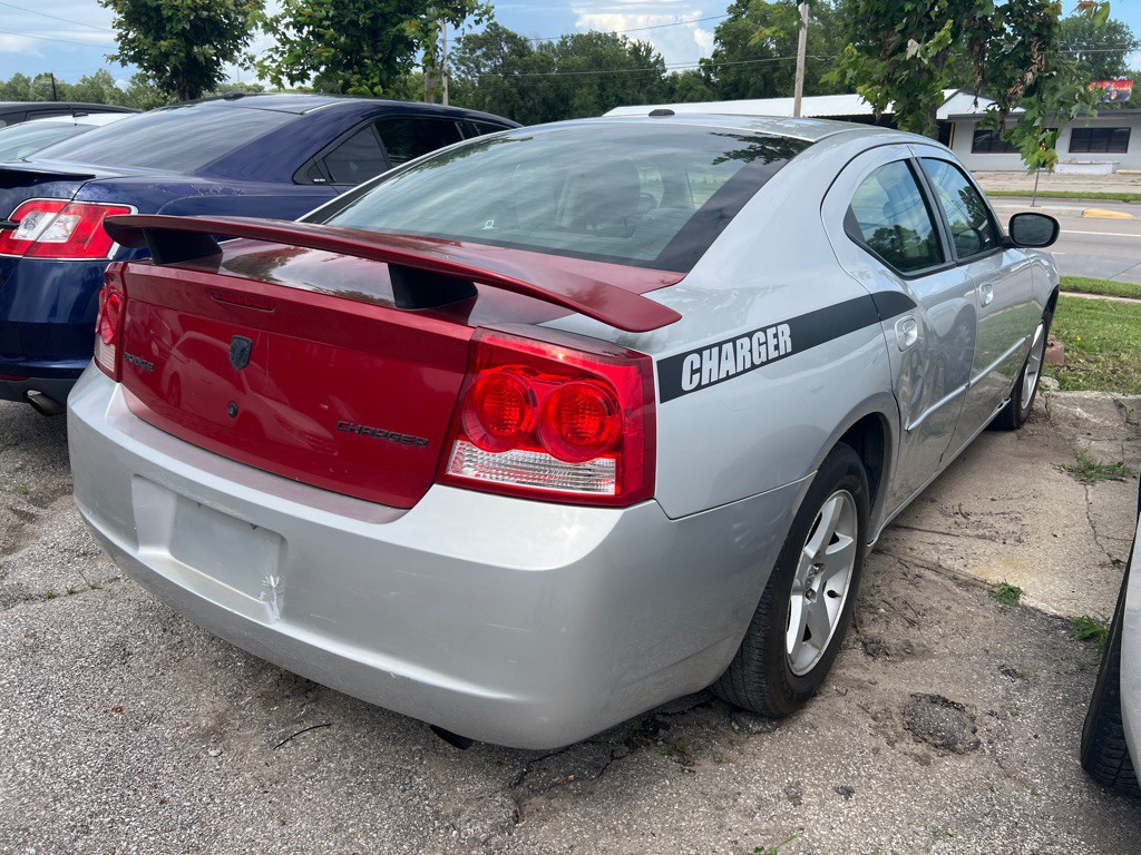 2010 Dodge Charger Image 6