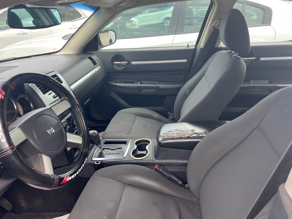 2010 Dodge Charger Image 14