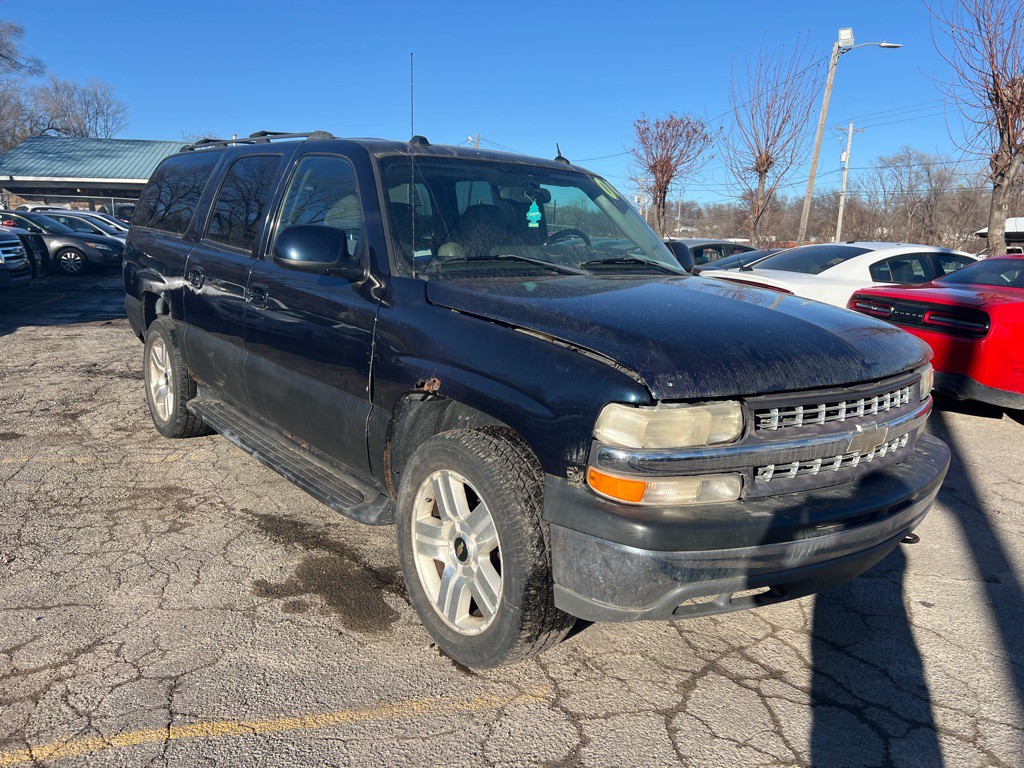 2004 Chevrolet Suburban Image 4