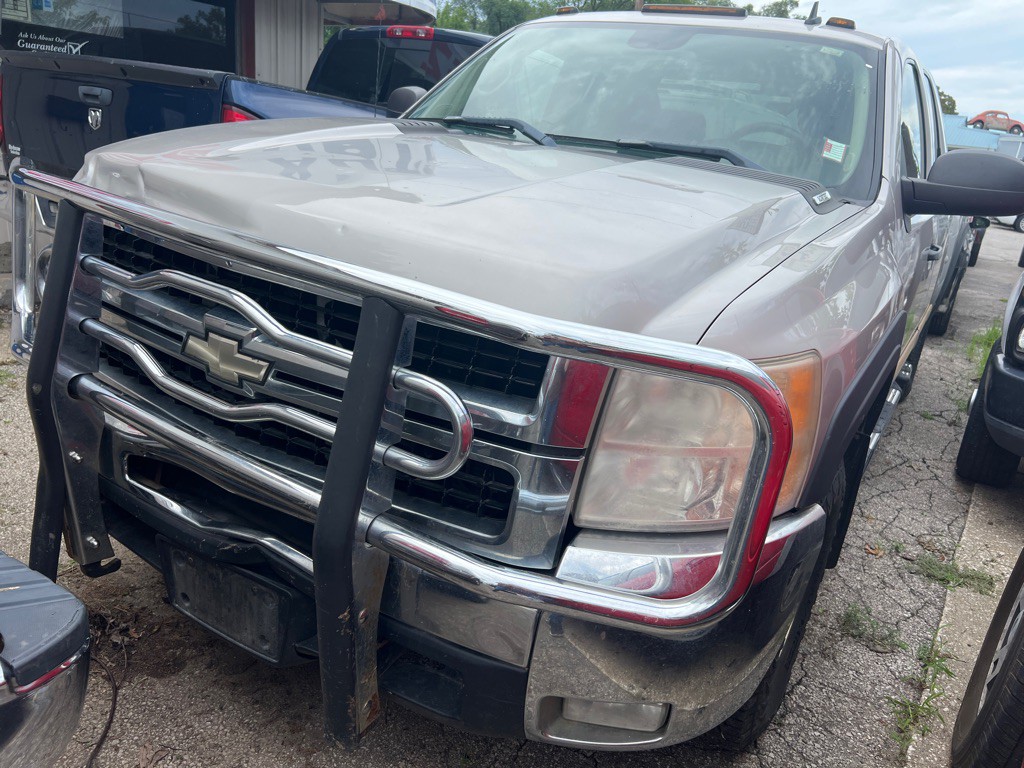 2007 Chevrolet Silverado 1500 Image 2