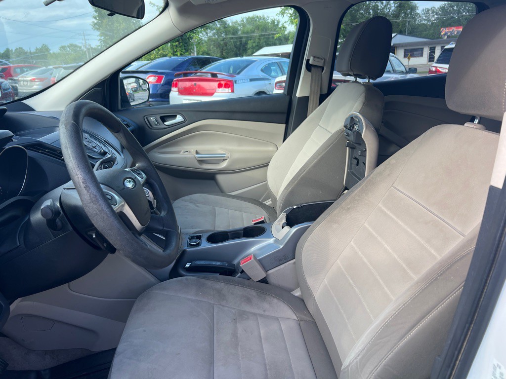 2013 Ford Escape Image 17