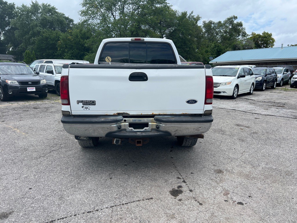 2004 Ford F-250 Image 9