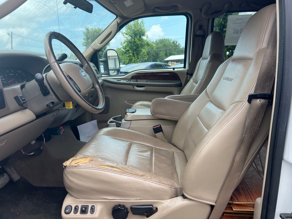 2004 Ford F-250 Image 14
