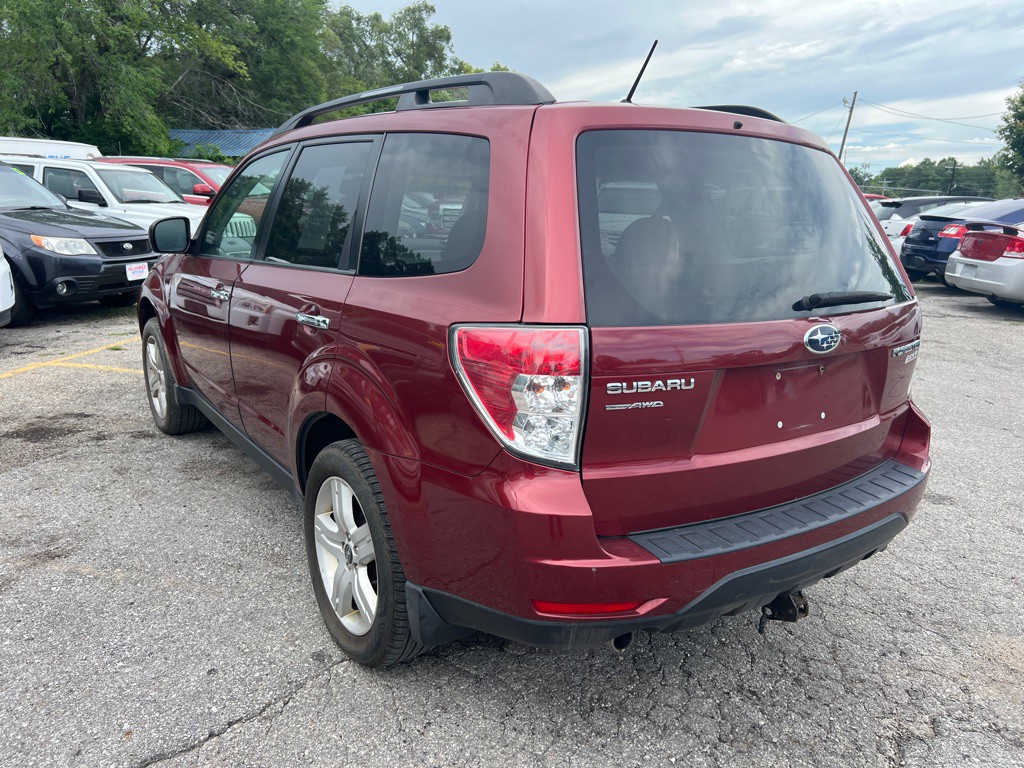 2010 Subaru Forester Image 7