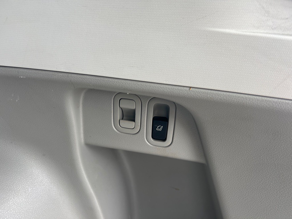 2010 Subaru Forester Image 11
