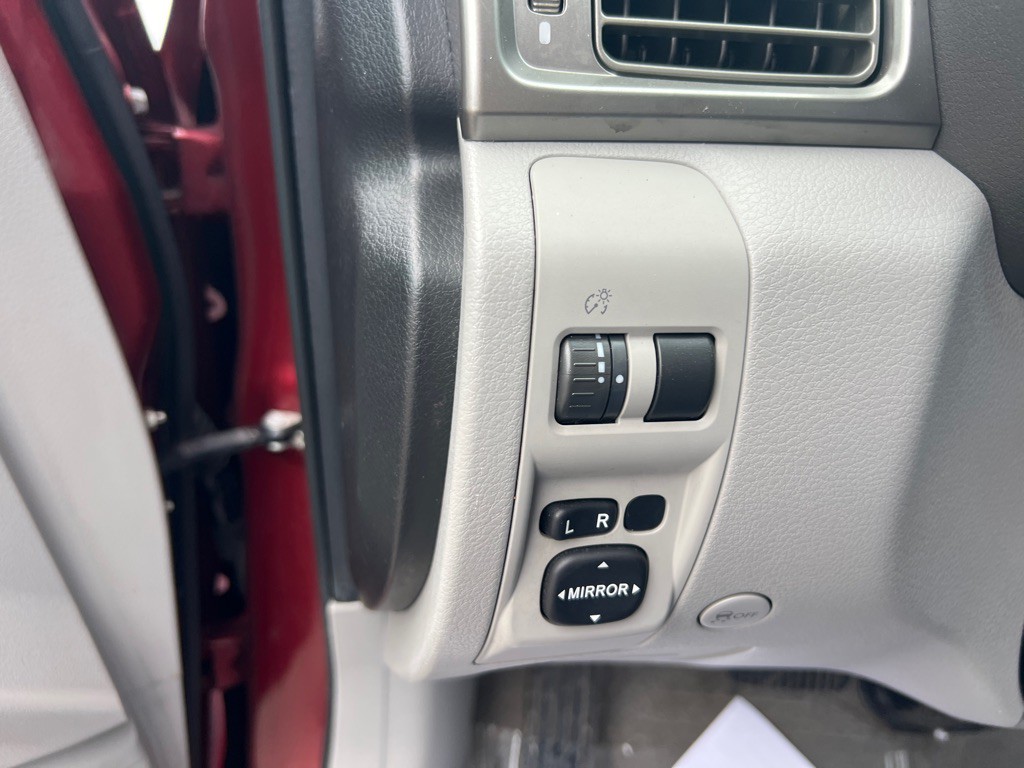 2010 Subaru Forester Image 19