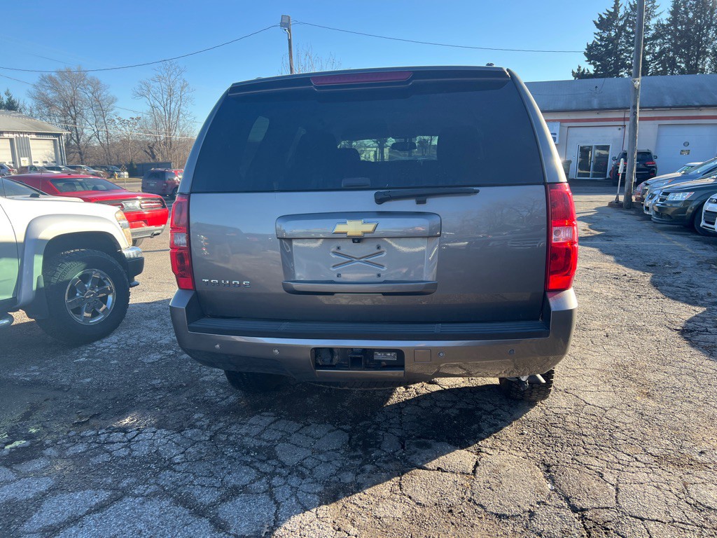 2014 Chevrolet Tahoe Image 4