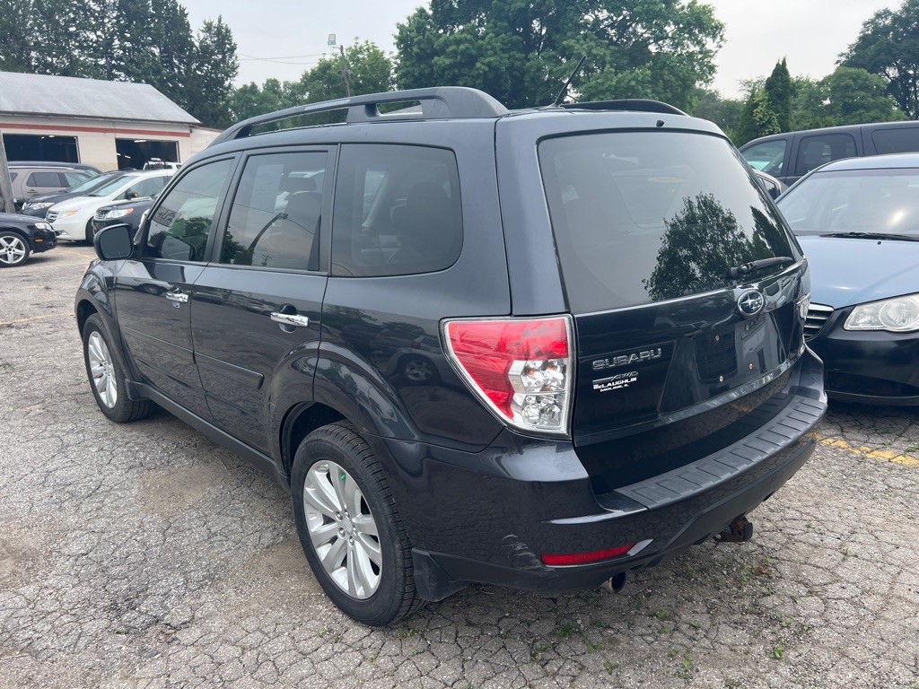 2013 Subaru Forester Image 6