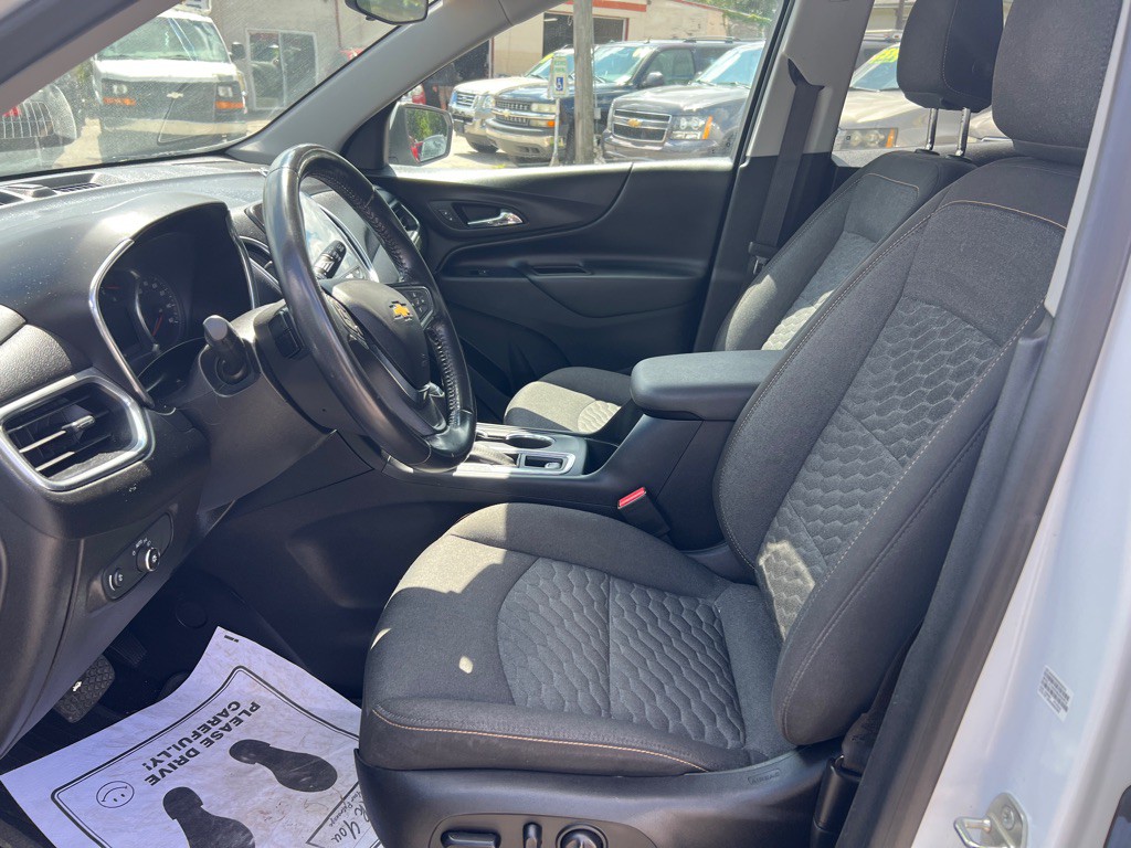 2019 Chevrolet Equinox Image 32