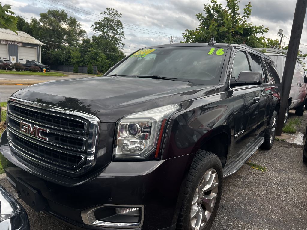 2016 GMC Yukon Image 2