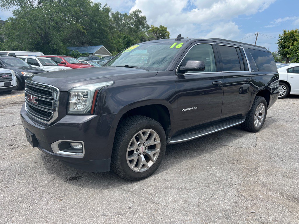 2016 GMC Yukon Image 3