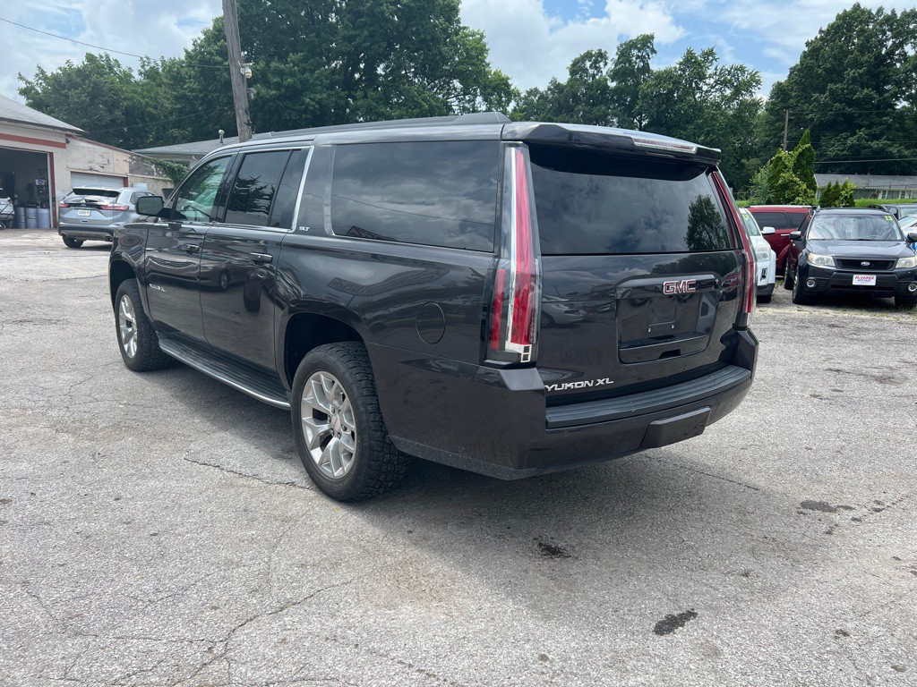 2016 GMC Yukon Image 8