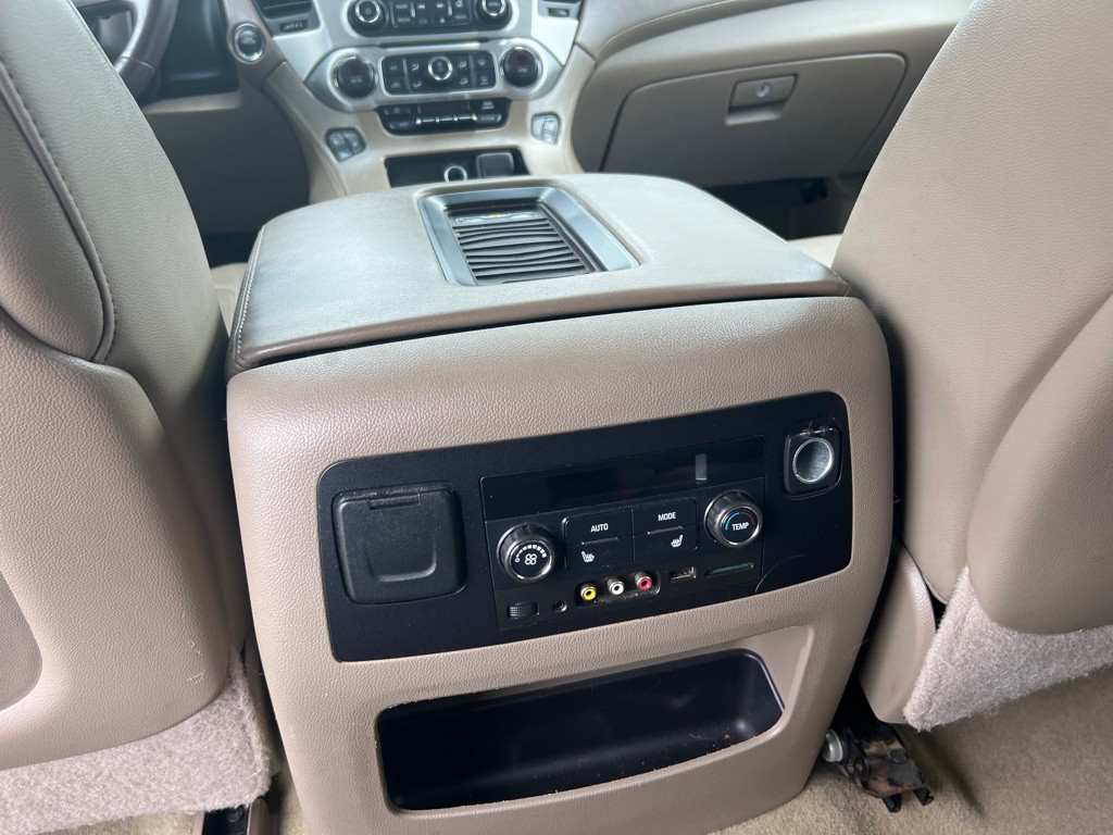 2016 GMC Yukon Image 17