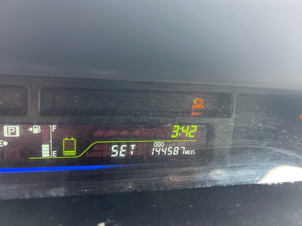 2014 Toyota Prius Image 22