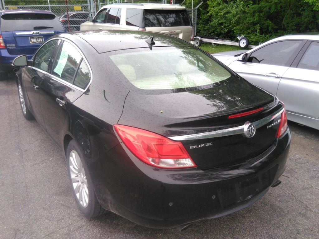 2012 Buick Regal Image 3