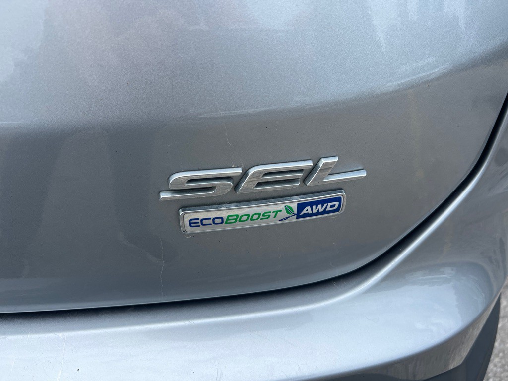 2020 Ford Edge Image 13