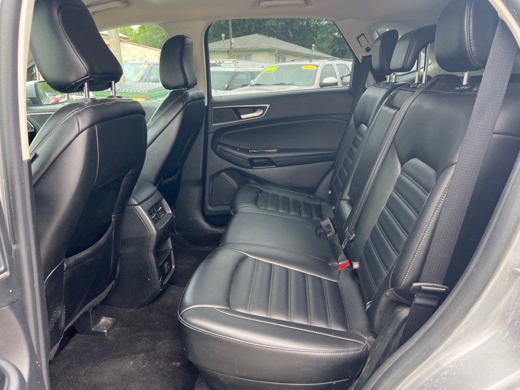 2020 Ford Edge Image 14