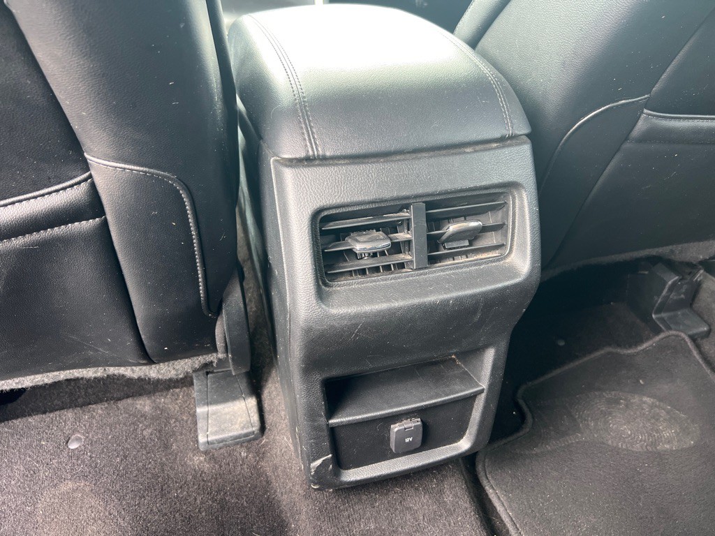 2020 Ford Edge Image 15