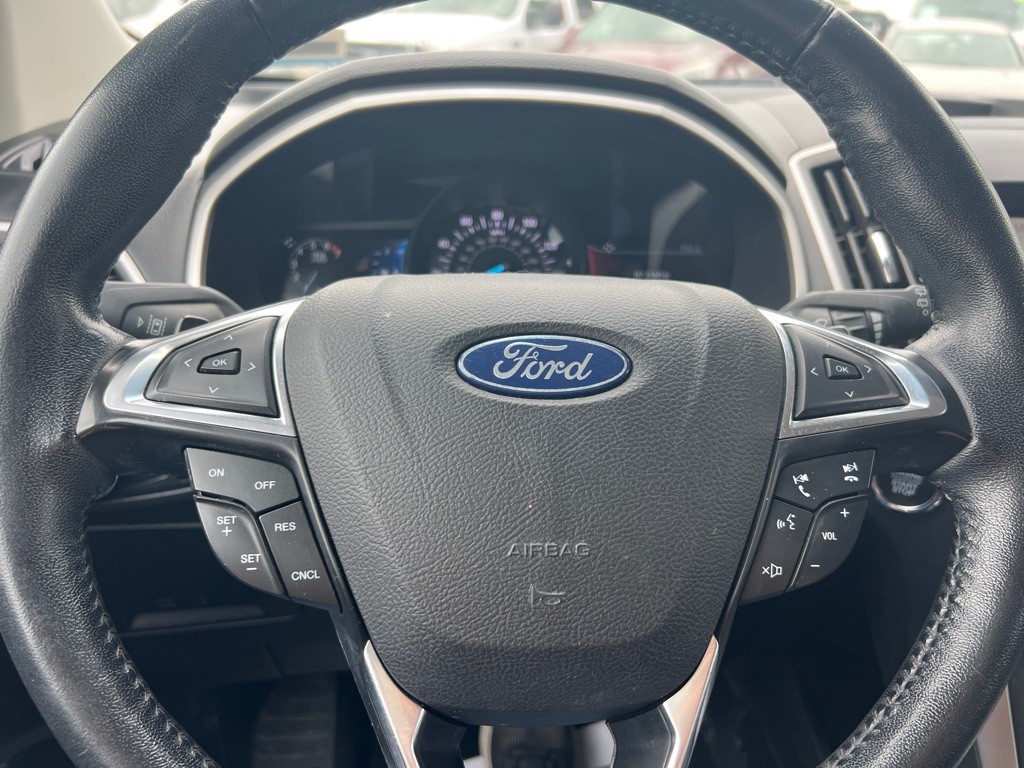 2020 Ford Edge Image 24