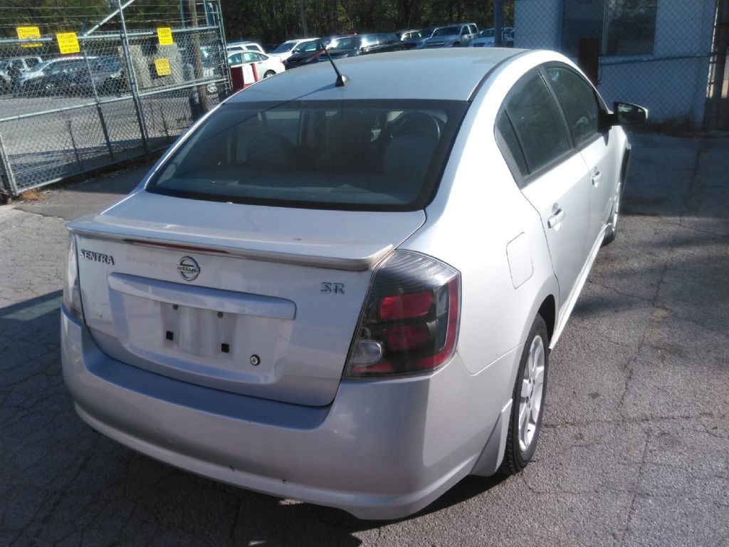 2010 Nissan Sentra Image 3