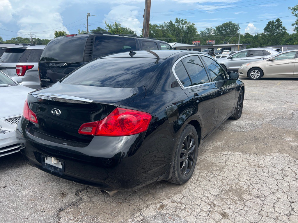 2009 INFINITI G37 Image 7