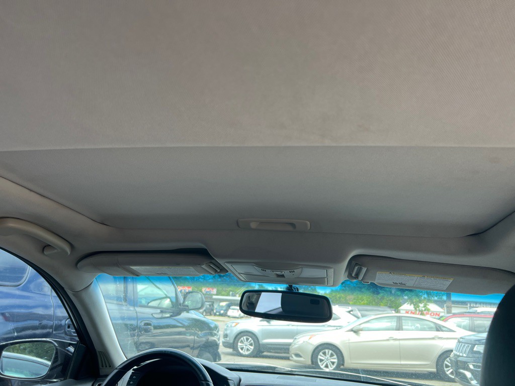 2009 INFINITI G37 Image 11