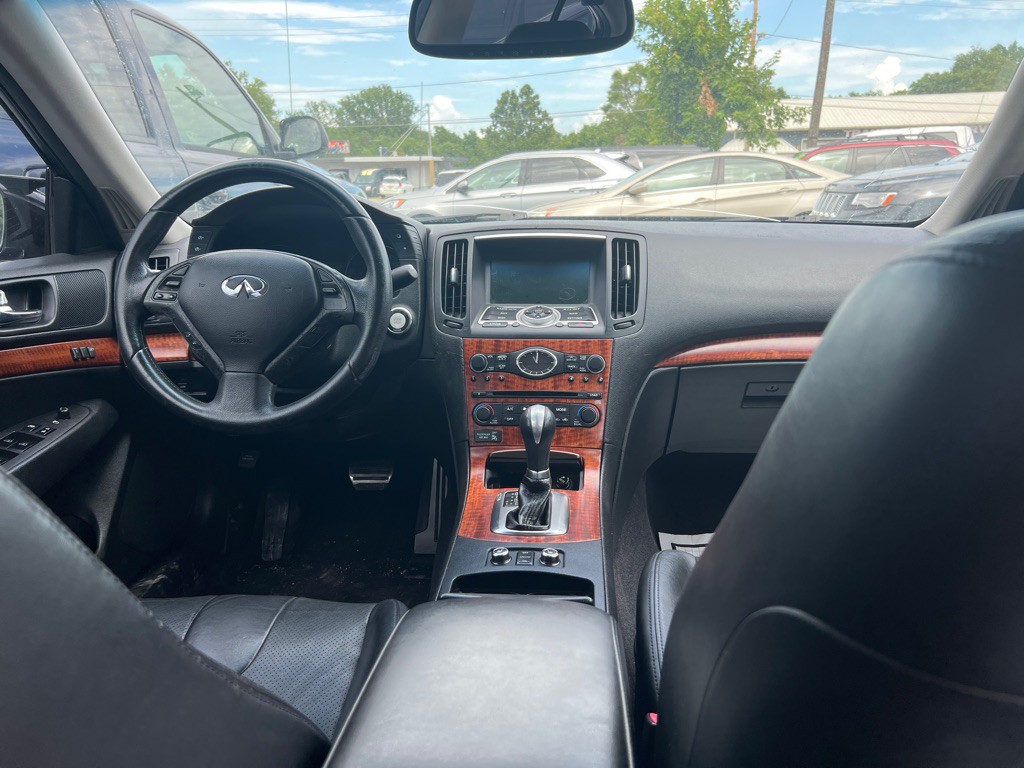 2009 INFINITI G37 Image 12