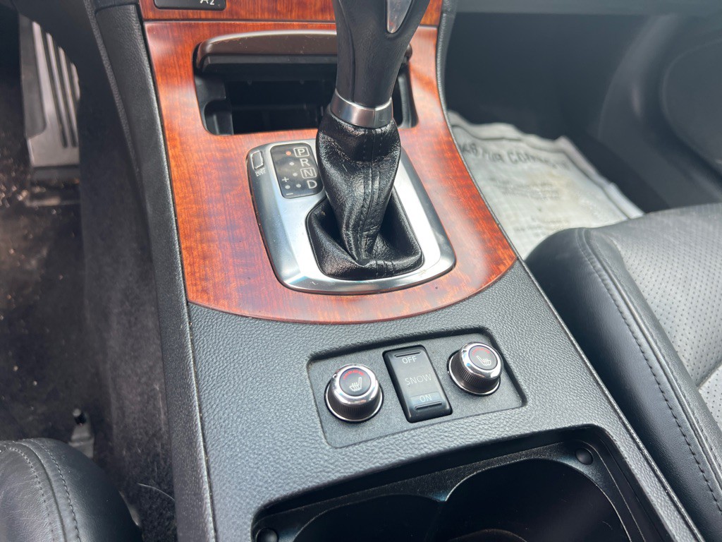 2009 INFINITI G37 Image 15