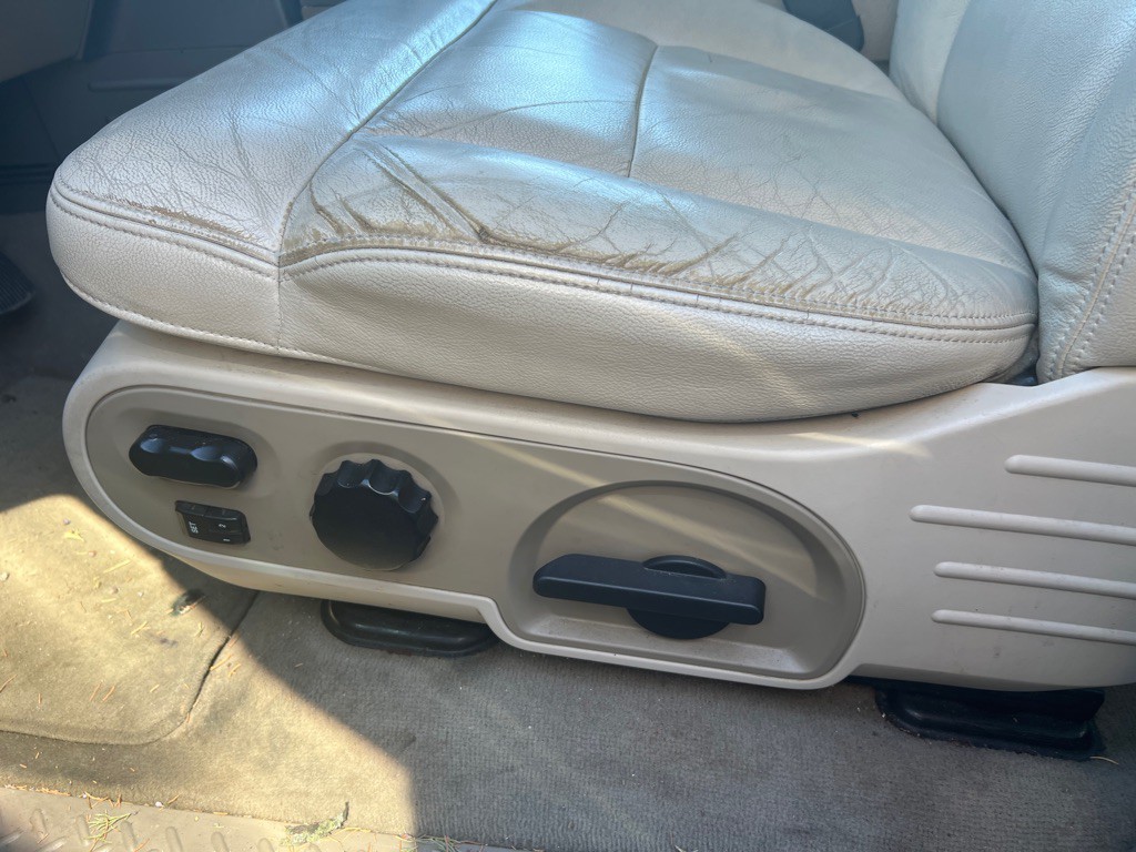 2004 Ford F-150 Image 10