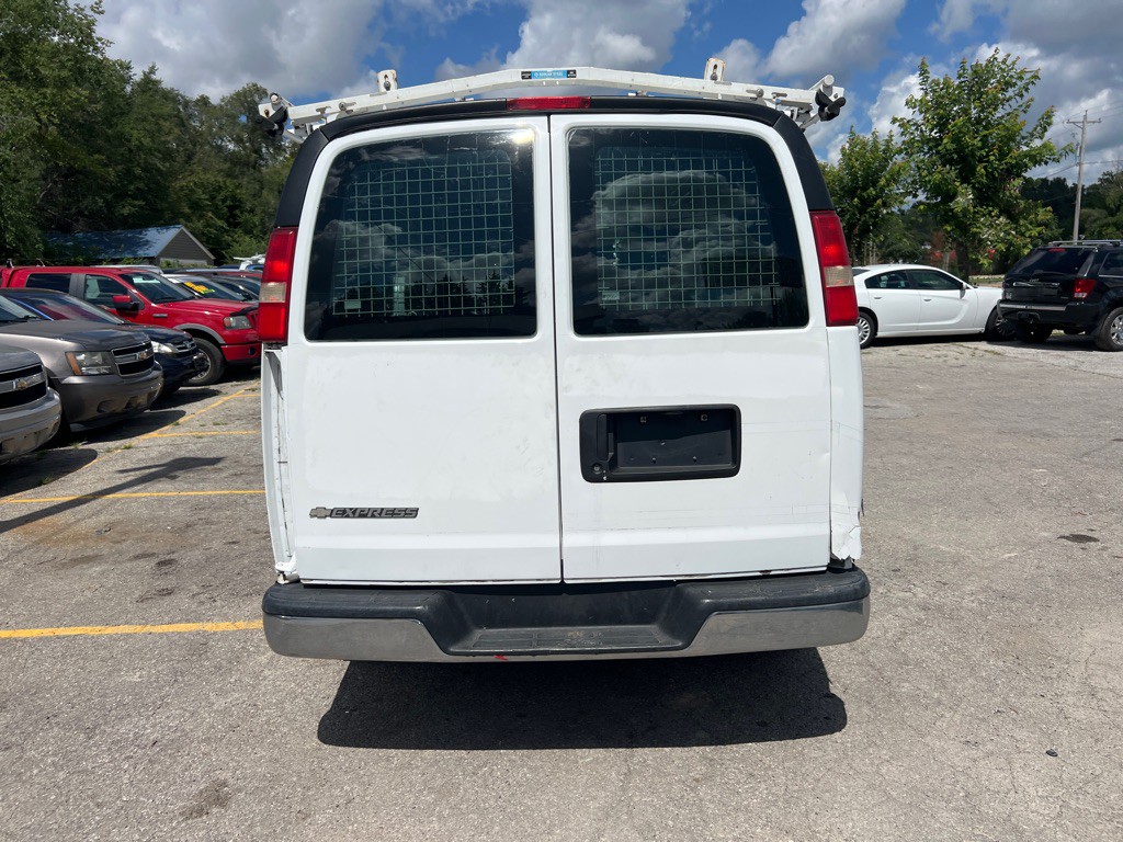 2012 Chevrolet Express Image 5