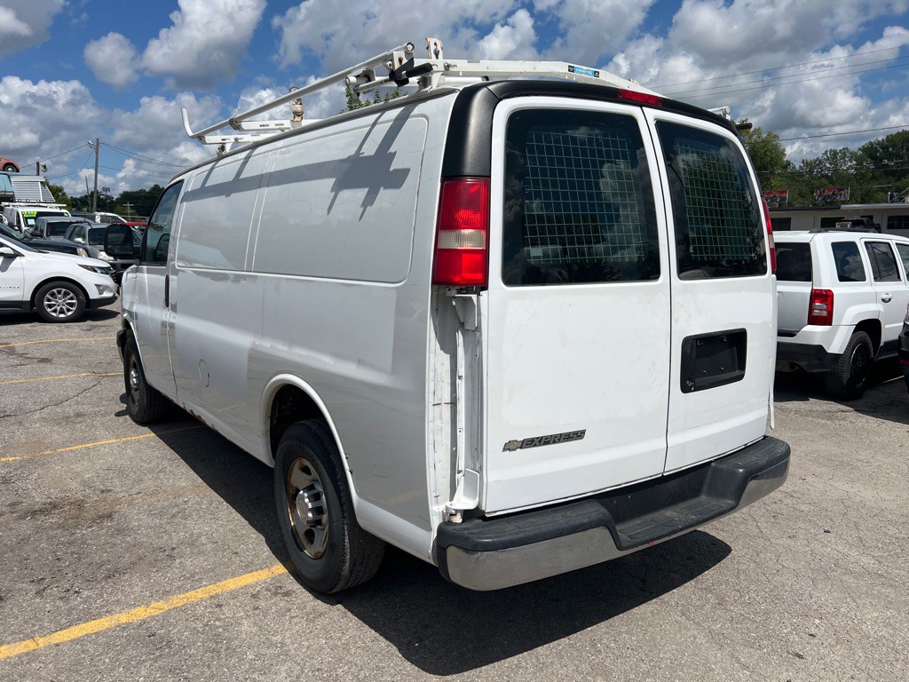 2012 Chevrolet Express Image 6