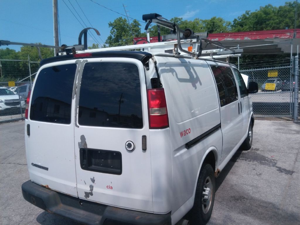 2007 Chevrolet Express Image 6