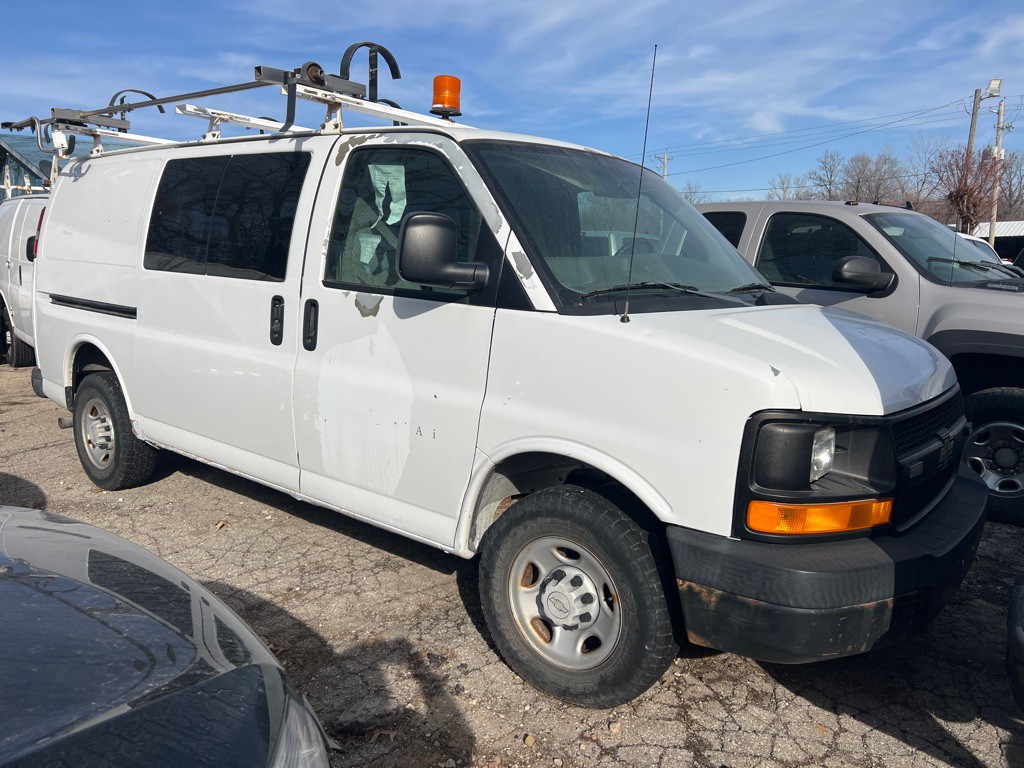 2007 Chevrolet Express Image 10