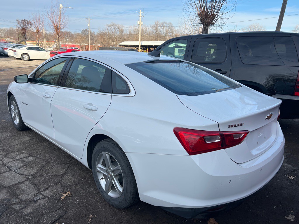 2024 Chevrolet Malibu Image 6