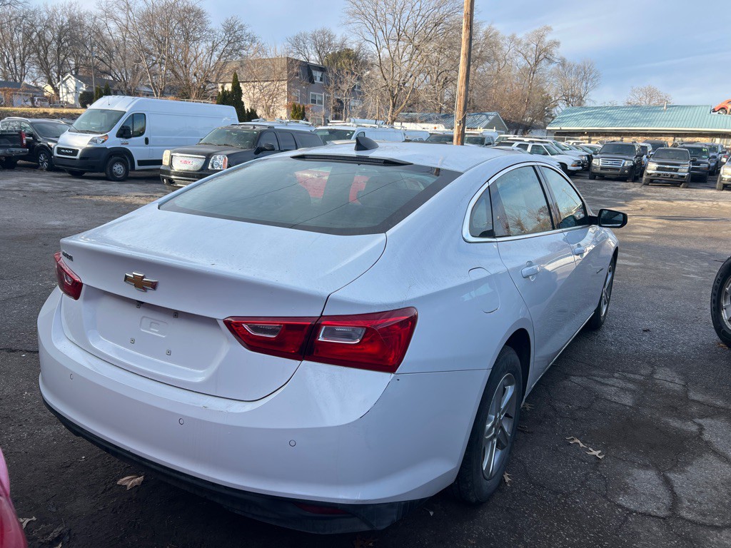 2024 Chevrolet Malibu Image 7