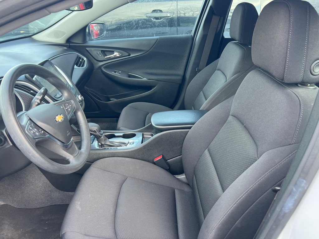 2024 Chevrolet Malibu Image 12