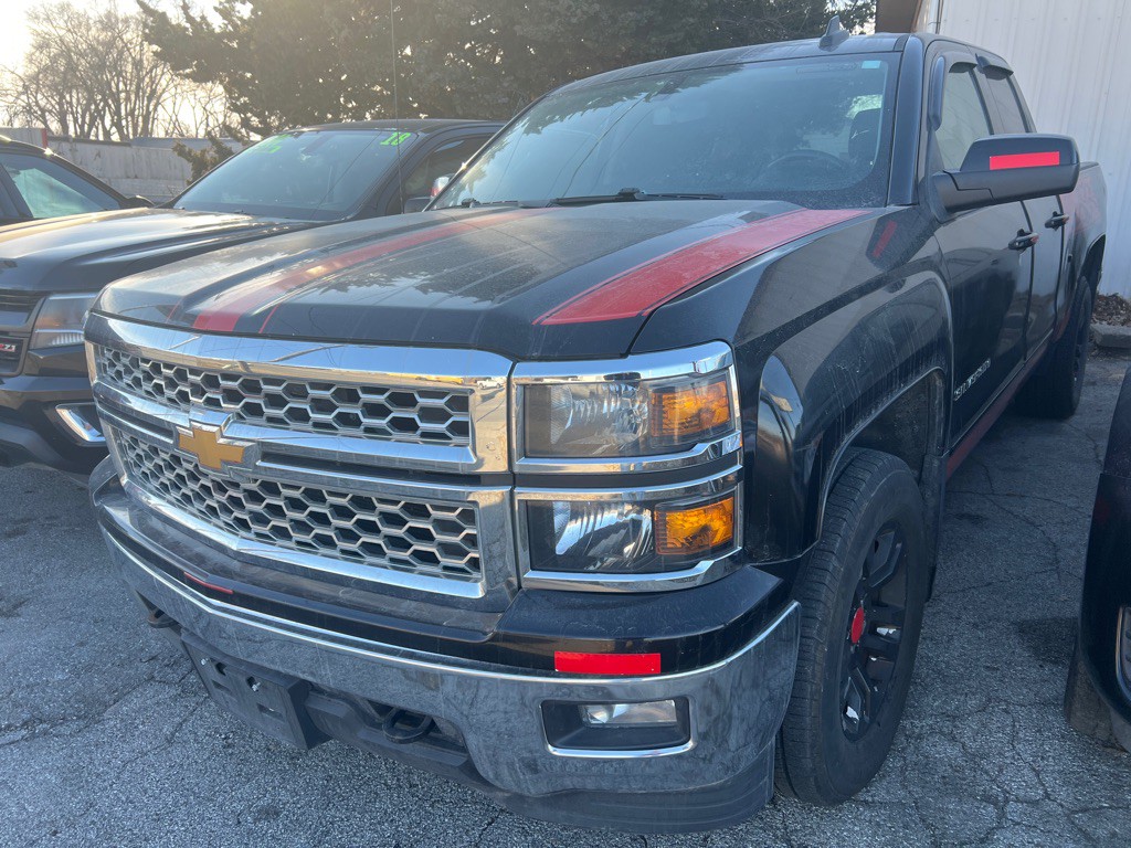 2015 Chevrolet Silverado 1500 Image 2