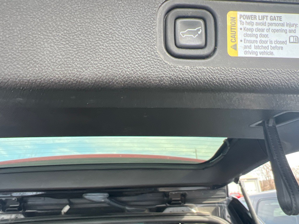 2007 Cadillac Escalade Image 7