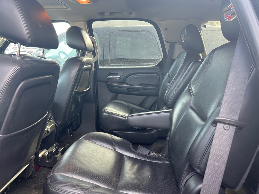 2007 Cadillac Escalade Image 9
