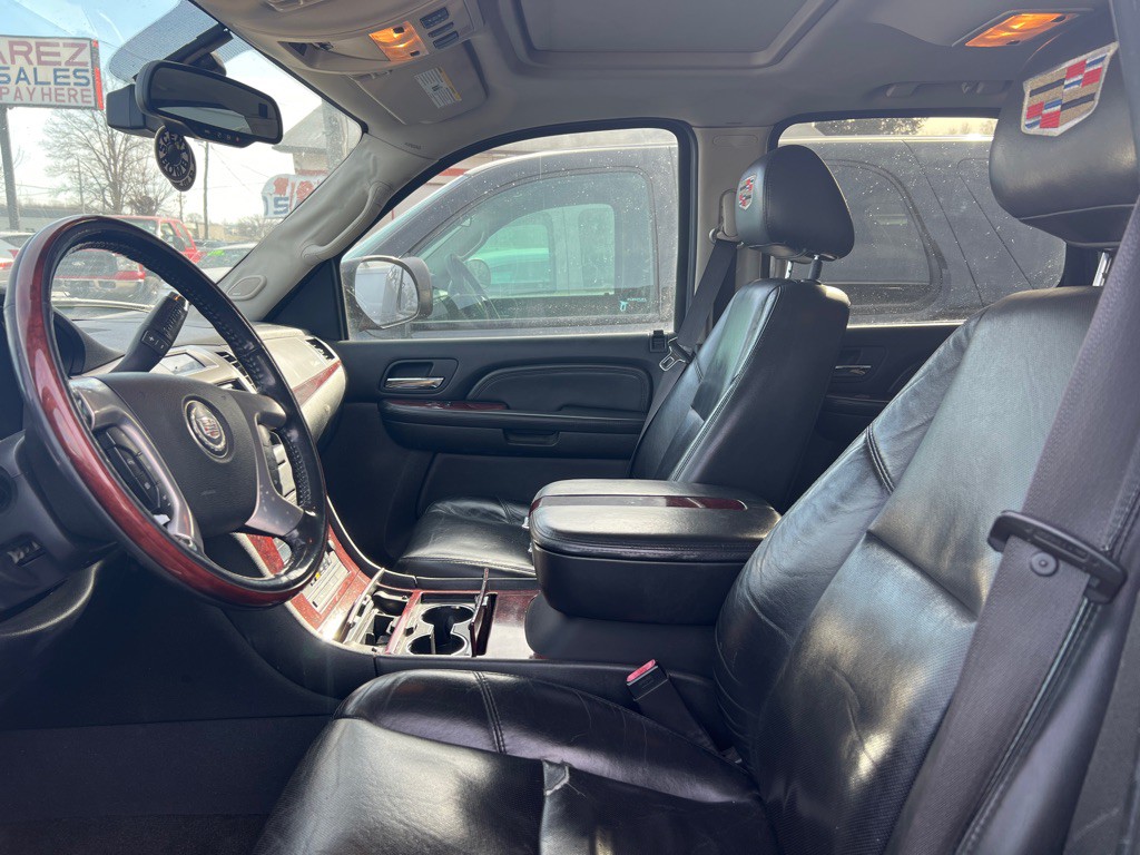 2007 Cadillac Escalade Image 15