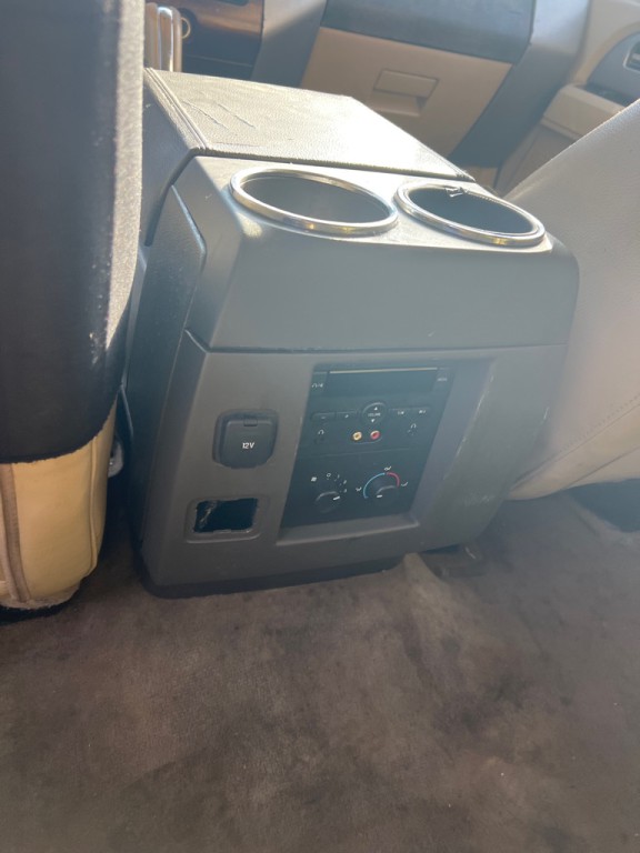 2011 Ford Expedition Image 9