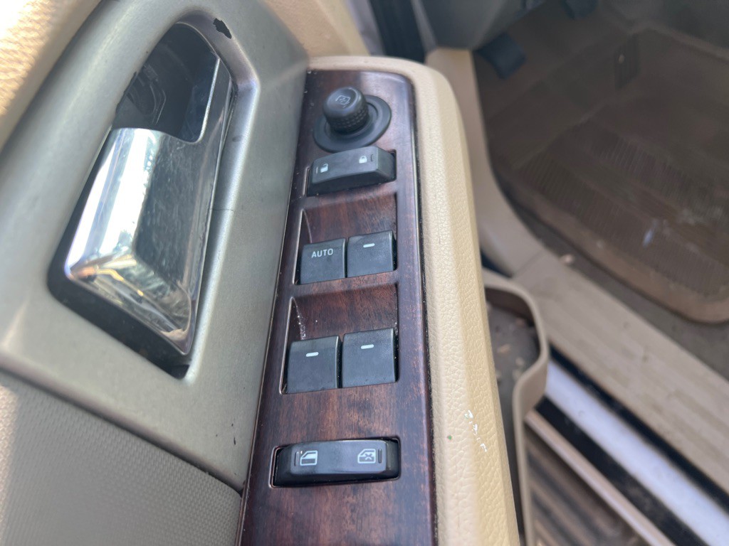 2011 Ford Expedition Image 10