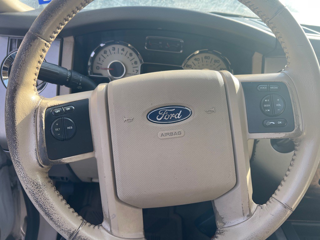2011 Ford Expedition Image 14