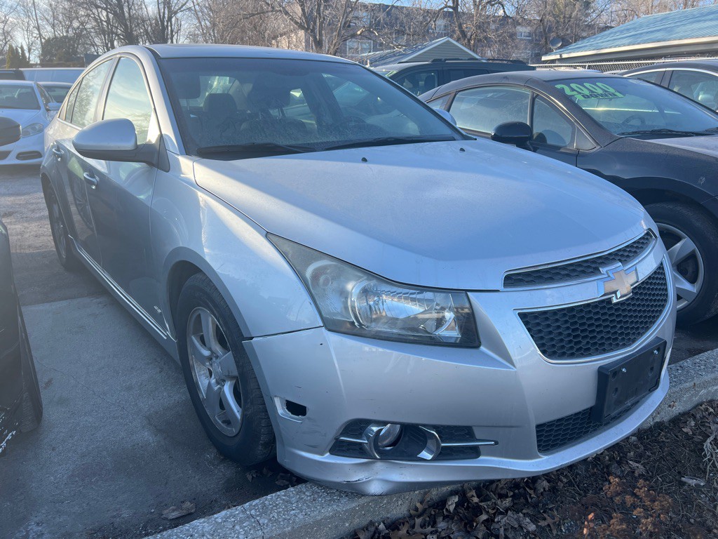 2012 Chevrolet Cruze Image 1