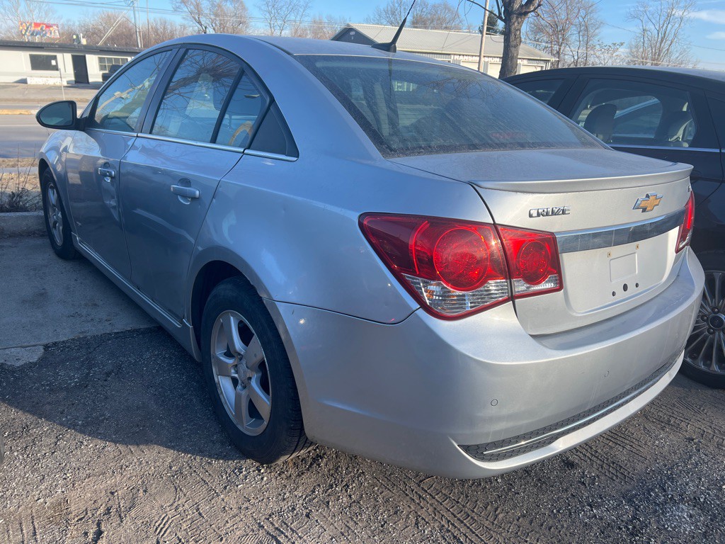 2012 Chevrolet Cruze Image 7