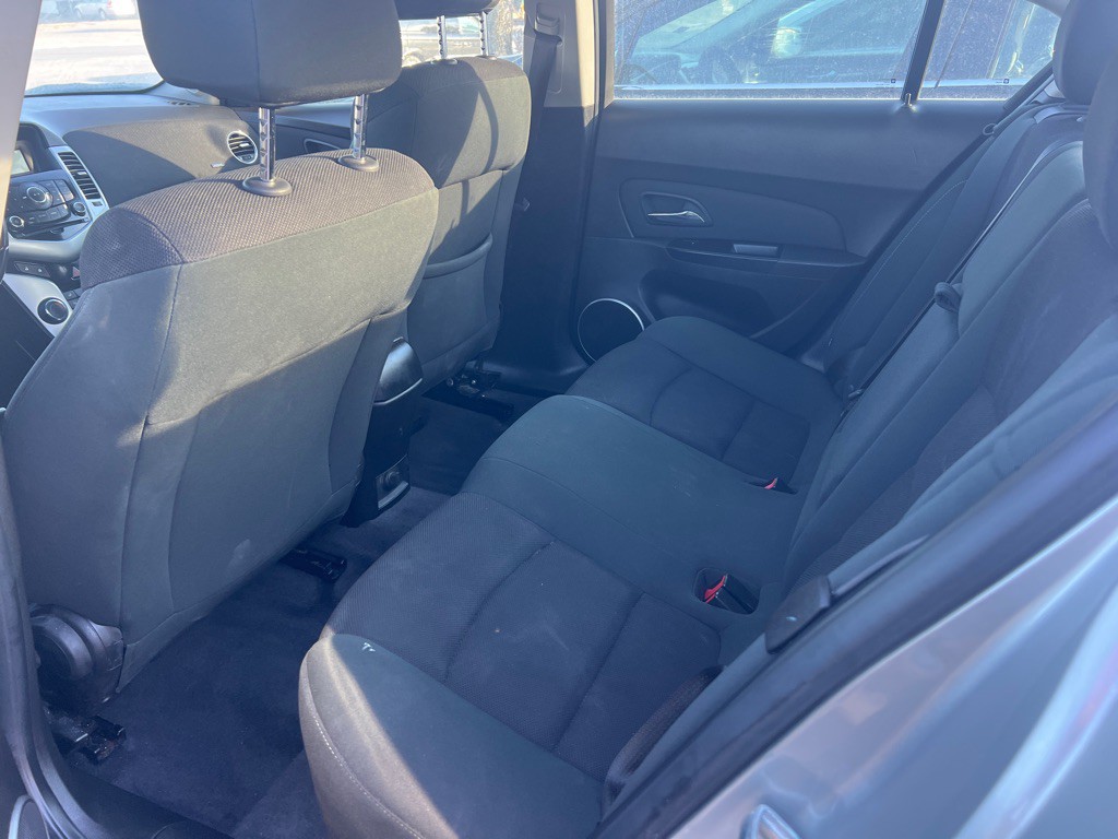 2012 Chevrolet Cruze Image 8