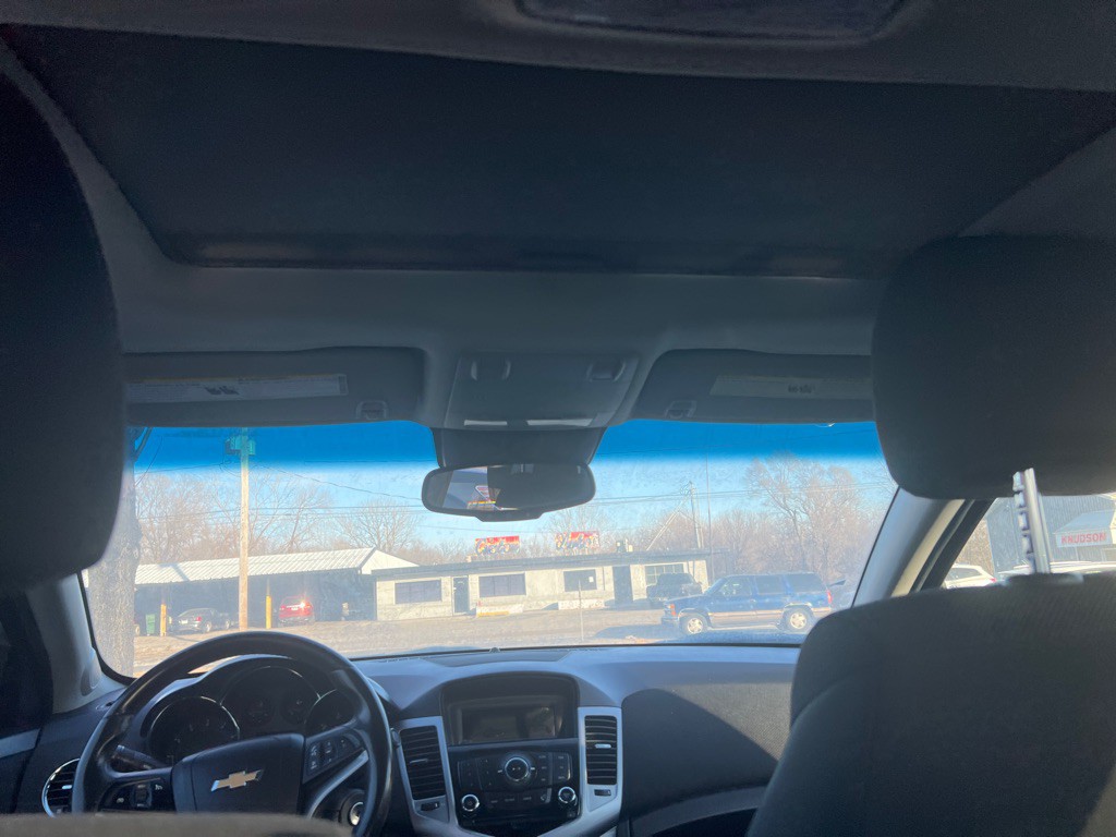 2012 Chevrolet Cruze Image 9