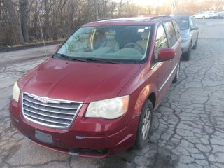 Image for 2010 Chrysler Town & Country Touring ID: 7065436